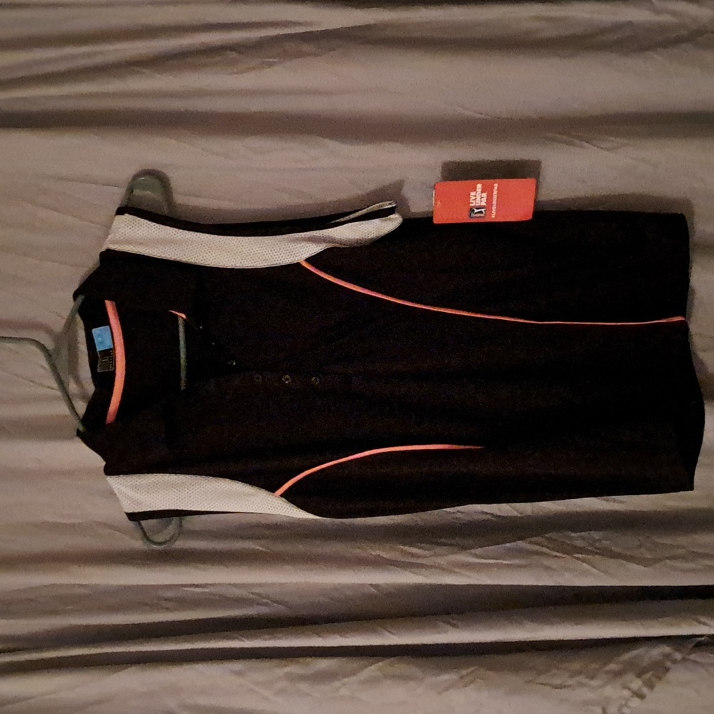 PGA sleeveless top new